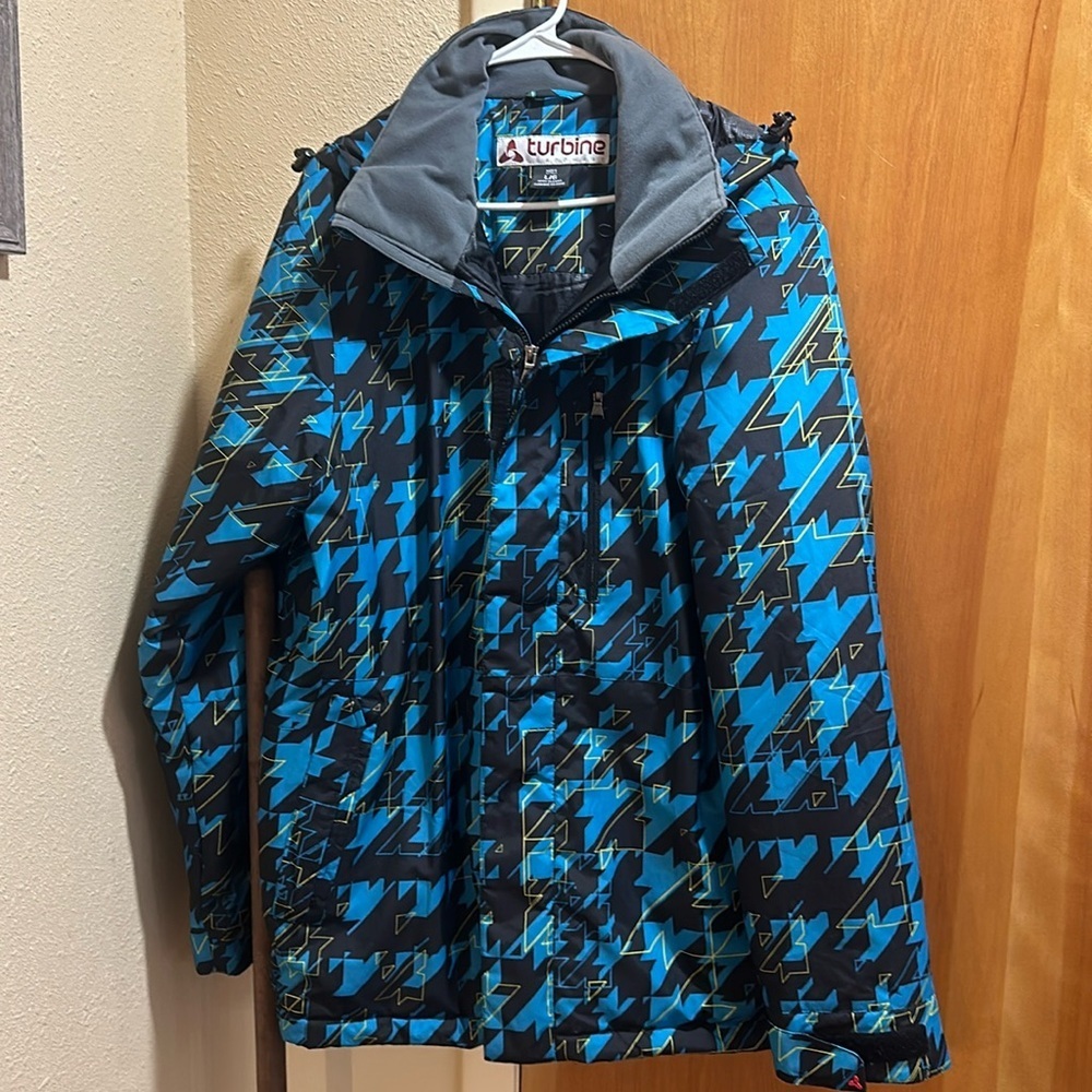 Turbine boardwear jacket size large